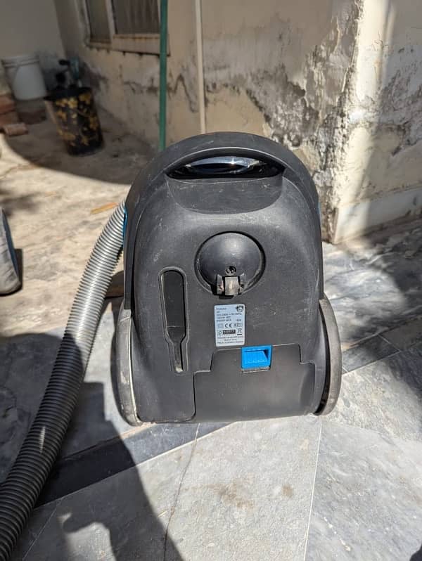 phillips vacume cleaner 4