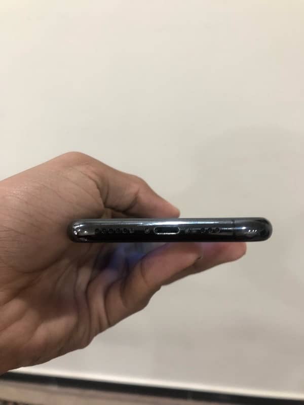 iPhone 11 Pro 256GB PTA 4