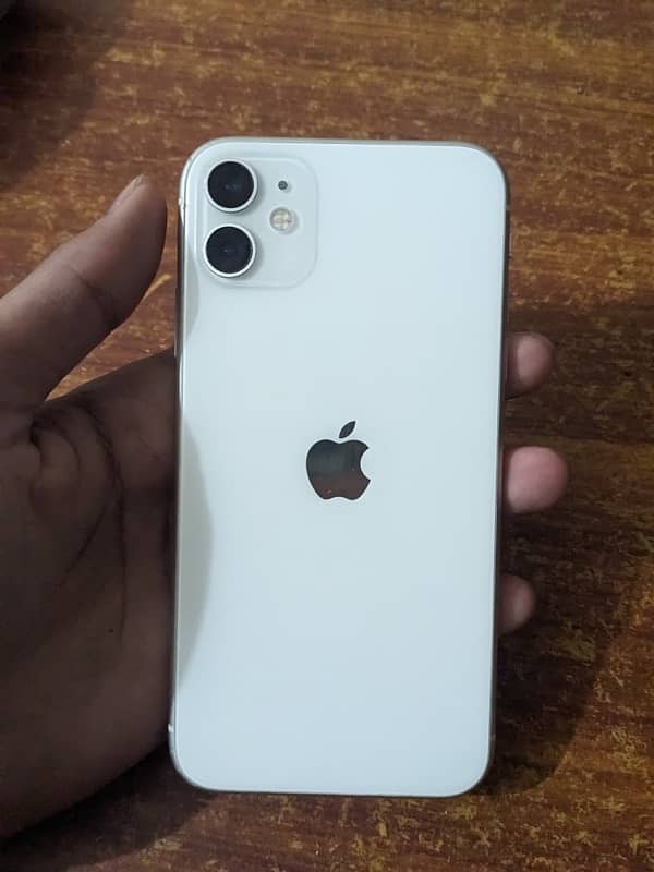 iphone 11 white 8