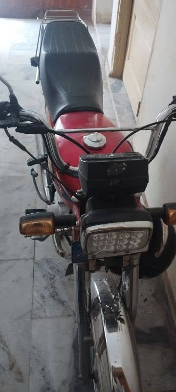 Honda CD 70 2