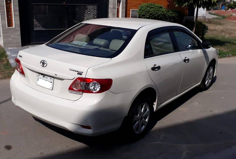 Toyota Corolla XLI 2013 6