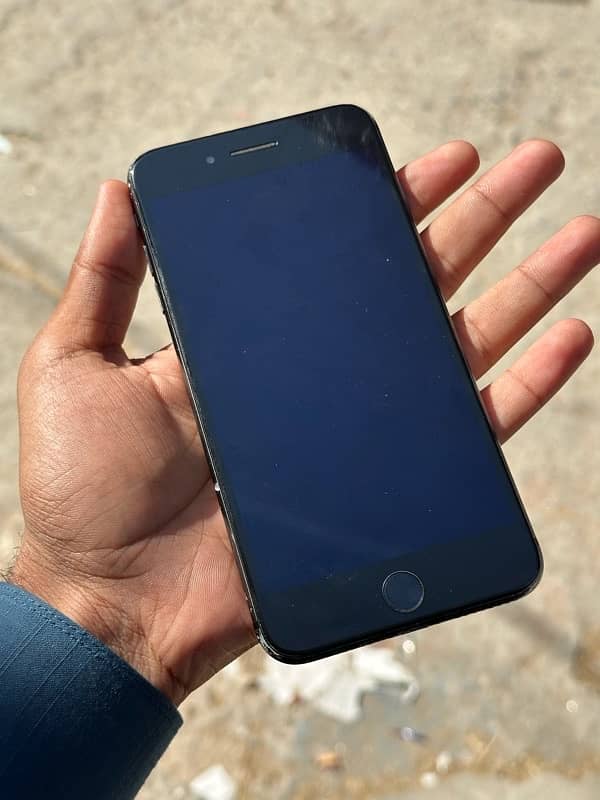 iphone 7 plus 256 PTA Approved 5