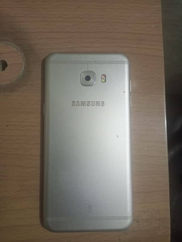 Samsung C5 Pro 4/64Gb. 0