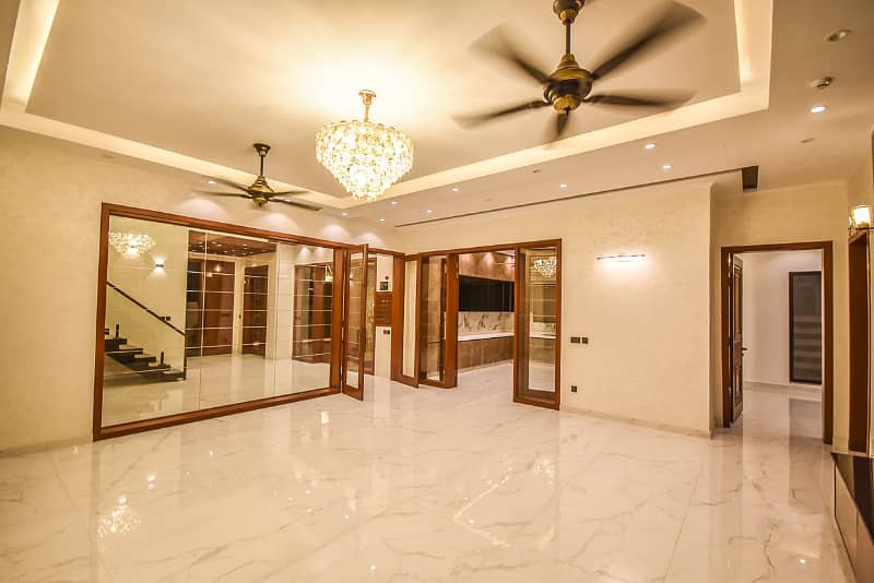 Luxurious 1 Kanal House for Sale in C Block, DHA Phase 6, Lahore | 128 Properties 25