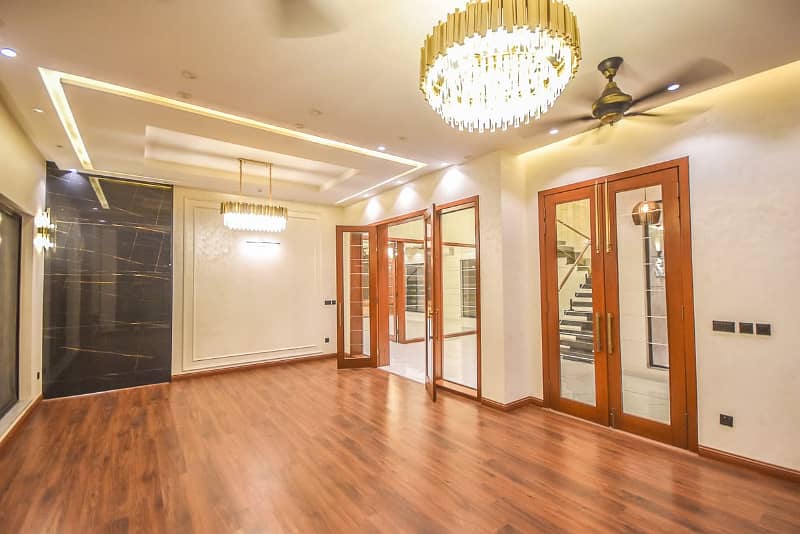 Luxurious 1 Kanal House for Sale in C Block, DHA Phase 6, Lahore | 128 Properties 26