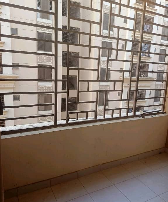 1050 Square Feet Flat For sale Is Available In Chapal Courtyard 10