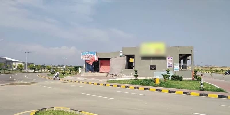 2877 Square Yards Industrial Land For sale In Multi Residencia & Orchards Multi Residencia & Orchards In Only Rs. 180000000 7