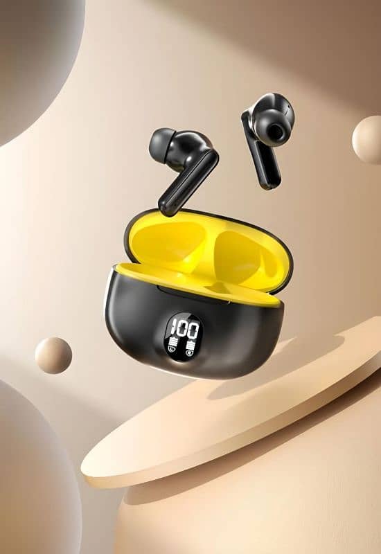 M04 Earbuds 1