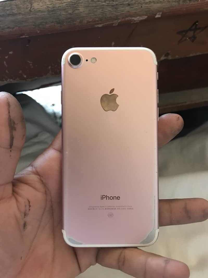 Apple iPhone 7 Golden colour Waterpack whatsapp 0330 827 3001 4