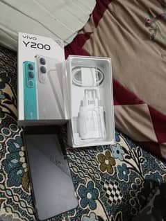 Y200