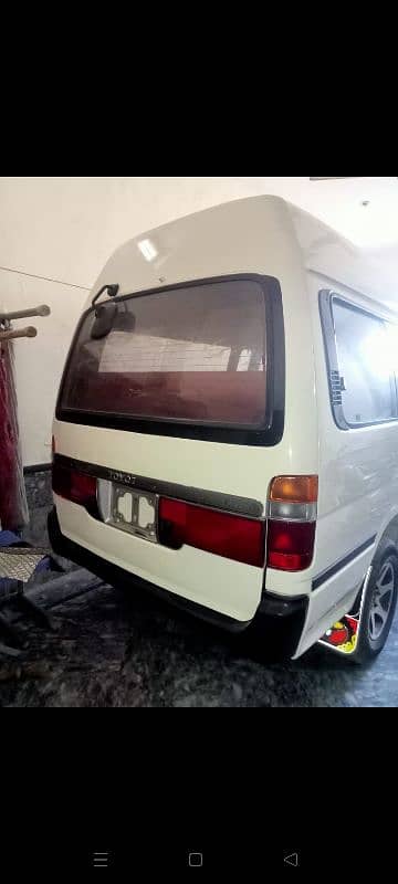 Toyota hiace/highroof 3