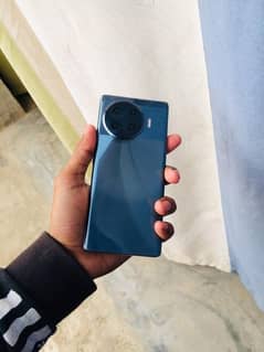 Tecno spark 20 pro plus