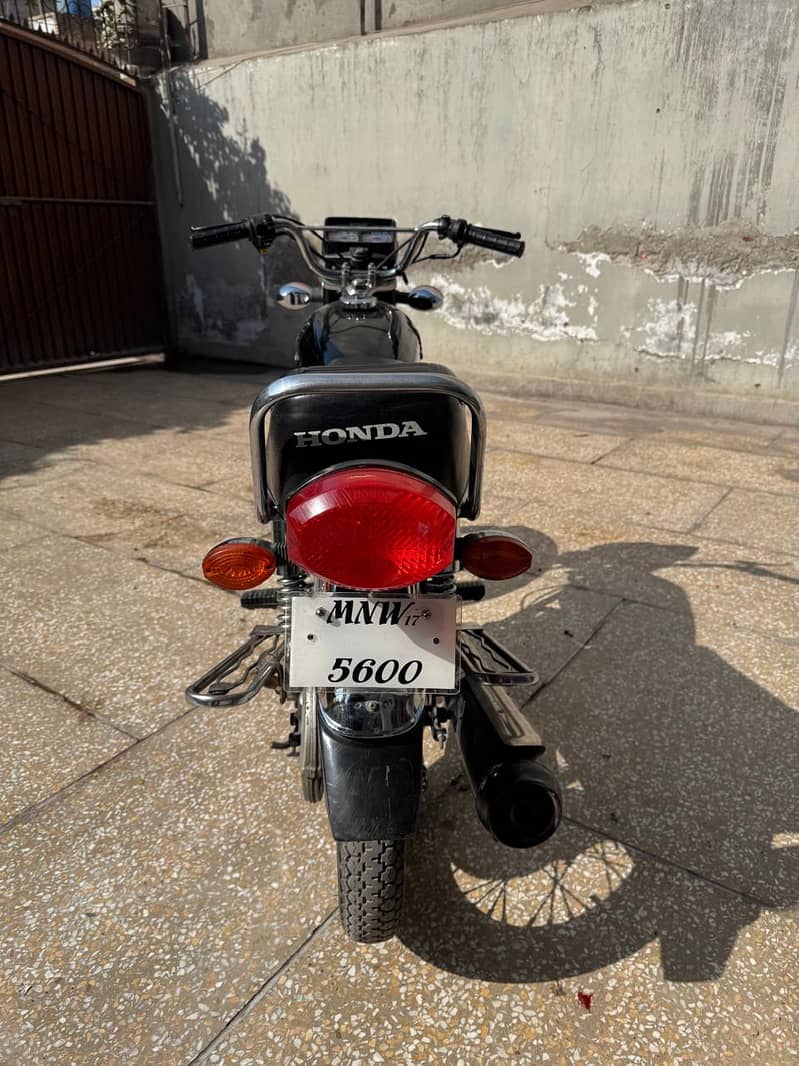 Honda CG 125 2017 Model 3