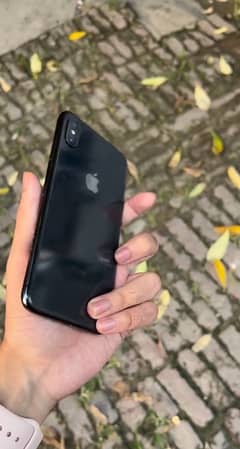 iPhone XS MAX PTA APPROVED  Dual Sim.