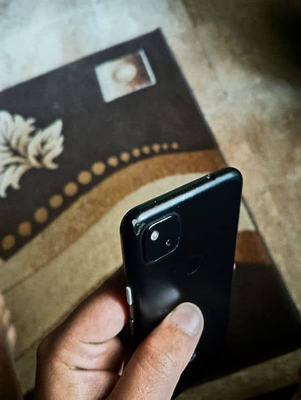 Pixel 4a 3