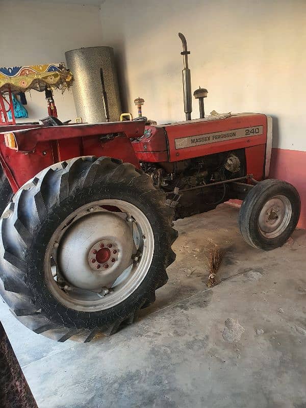 tractor 5