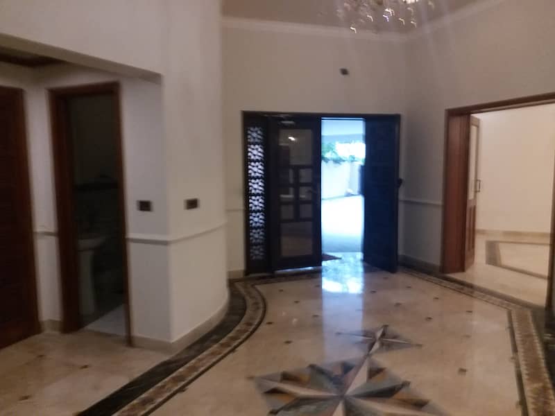 GULBERG,3 KANAL COMMERCIAL USE HOUSE FOR RENT GARDEN TOWN MOLDEL TOWN SHADMAN LAHORE 1