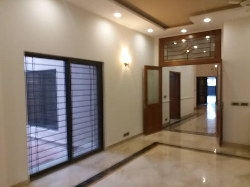 GULBERG,3 KANAL COMMERCIAL USE HOUSE FOR RENT GARDEN TOWN MOLDEL TOWN SHADMAN LAHORE 6