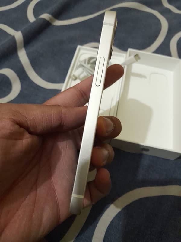 iPhone 12 PTA 1