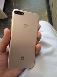 Huawei Y7 prime 10/10 condition