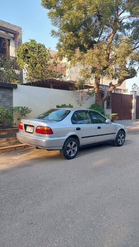 Honda Civic EXi 2000 Automatic 2