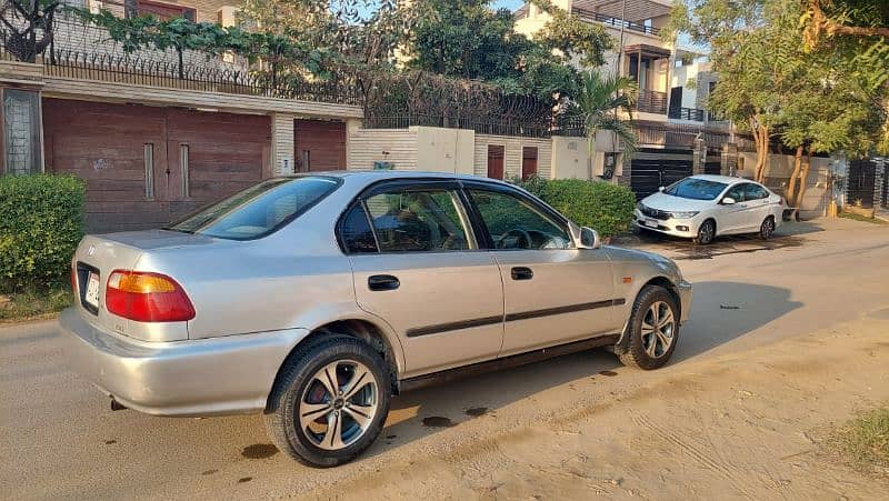 Honda Civic EXi 2000 Automatic 4