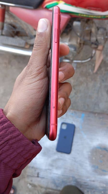 Mobile For sale_Execelent condition iphone 11 Non pTa  64 GB 10/10 3