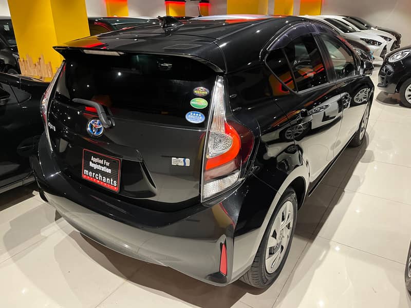 Toyota Aqua 2020 HYBRID 9