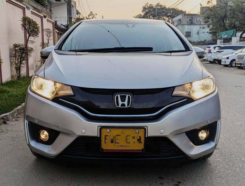 Honda Fit 1.5 Liter Hybrid Model 2014/18 8