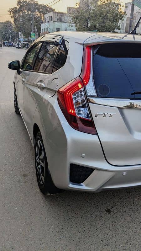 Honda Fit 1.5 Liter Hybrid Model 2014/18 7