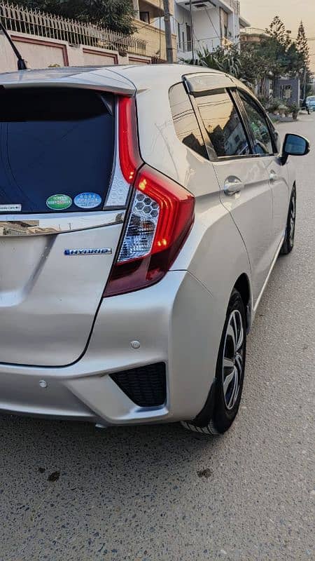 Honda Fit 1.5 Liter Hybrid Model 2014/18 4