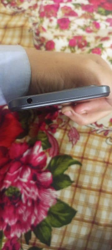 redmi 12c 4/64 all ok ha koi fault nhe h condition pic may dekh sakhty 2