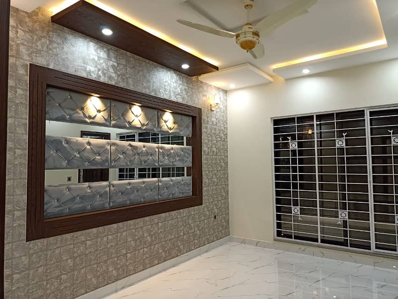 10 Marla House For Sale In Overseas B Bahria Town Lahore 2