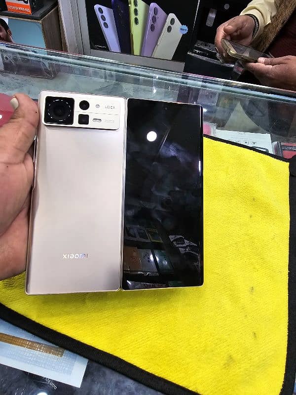 xiaomi mi mix fold 2 11