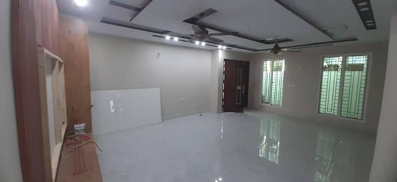 West Open House For sale In Beautiful Gulshan-e-Iqbal - Block 4A 3