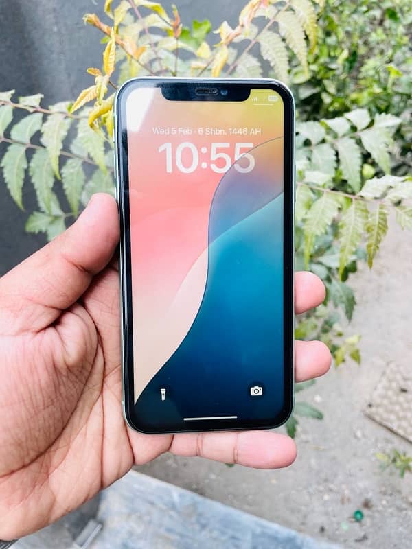 iphone 11 256gb dual sim pta approved urgent sale 1