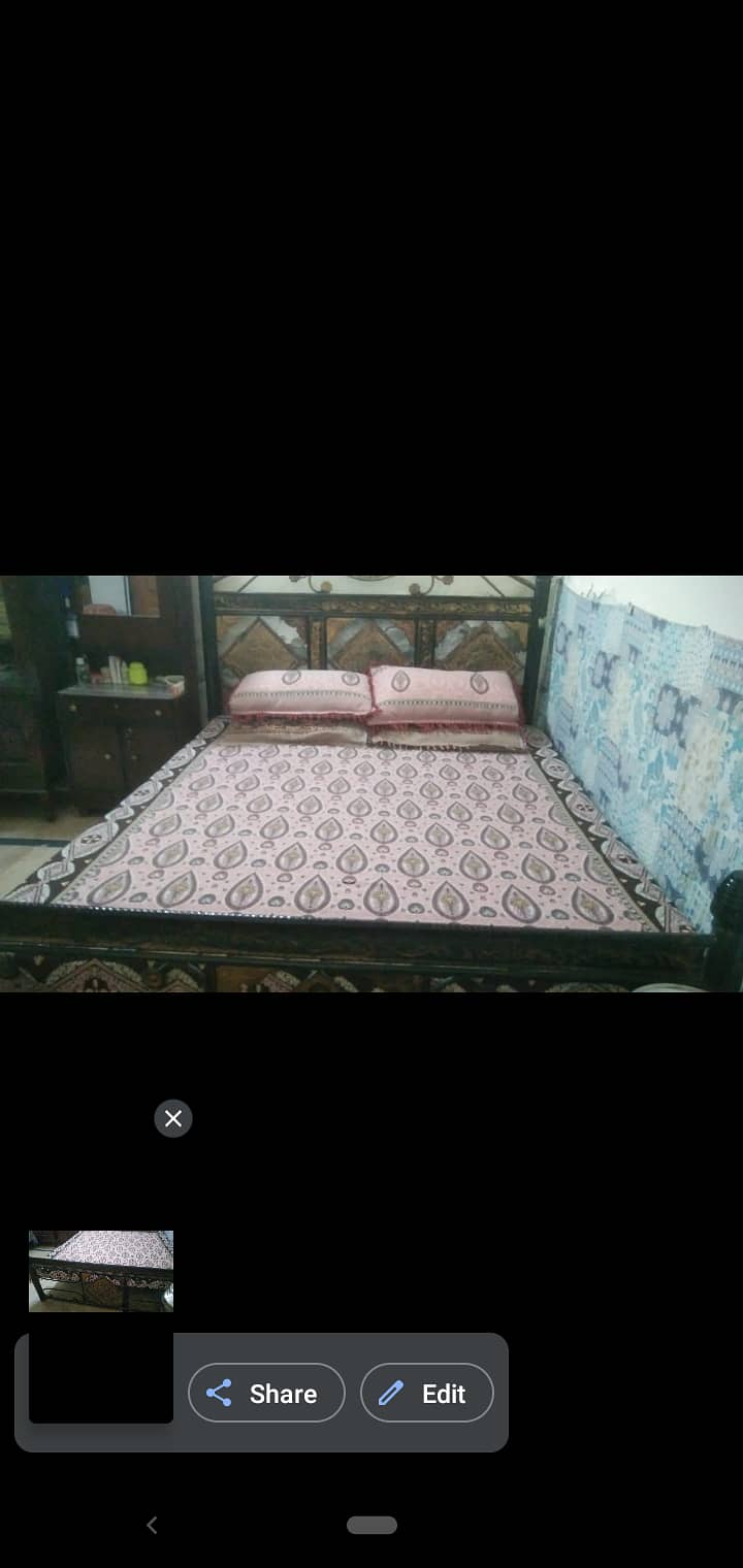 Bed In good Condition for sale 3