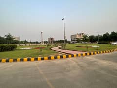 10 Marla Plot Park Facing B Block