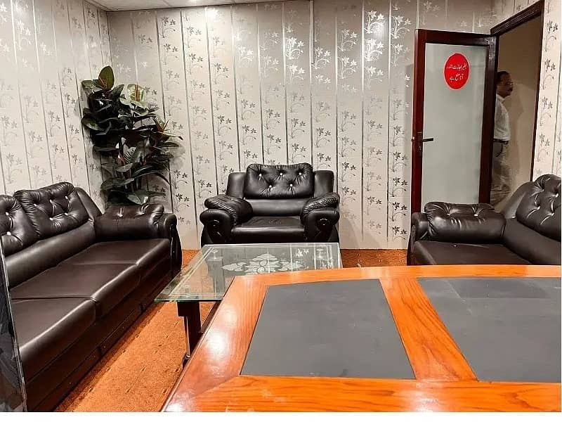 Fully Furnished Area 1800 Square Feet Corporate Office Available For Rent At Main Boulevard Gulberg 3 Lahore 2