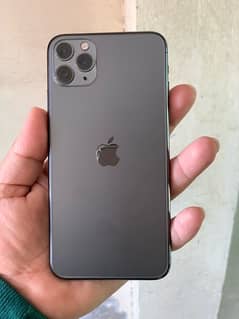 iphone 11 pro max 256GB official approved 88% health Waterpack