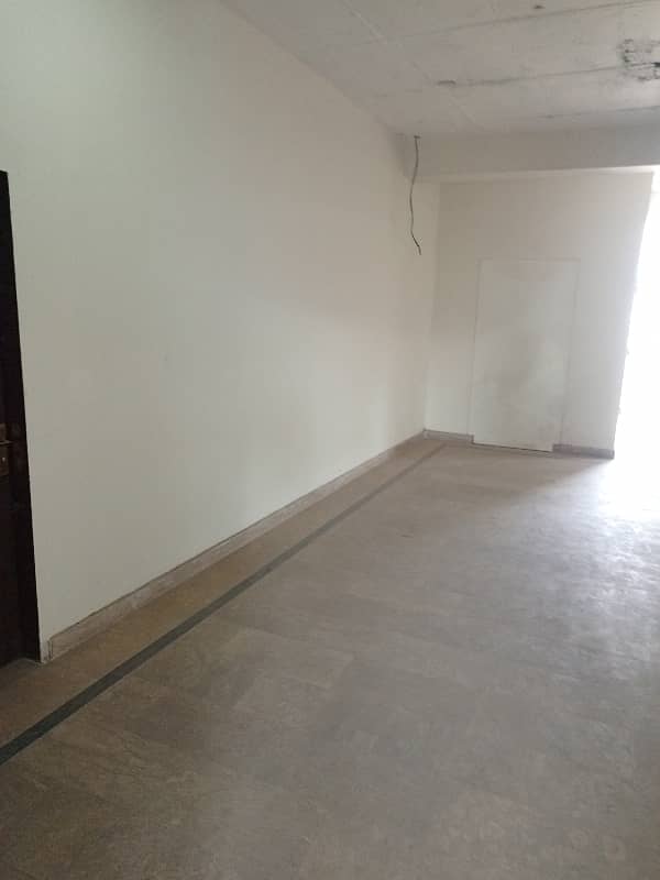 Gulberg decent 729 ground floor Office (rented)is available for sale. 3