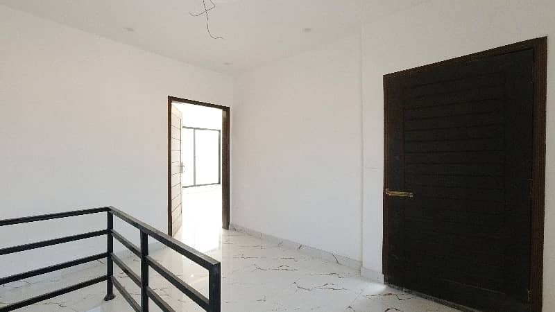 Prime Location A Centrally Located House Is Available For sale In Lahore 32