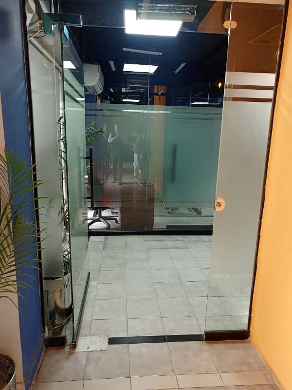 Gulberg Ready To Move Furnished 2850 Sft Office Is Available On Rent. 7