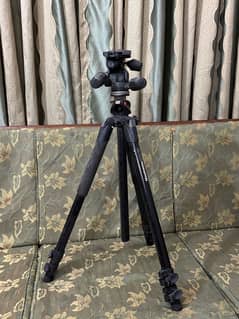 DSLR Tripod Stand Like new