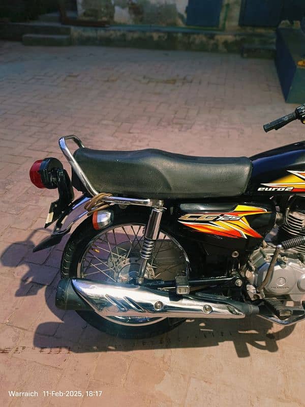 Honda CG 125 Black 2021 1