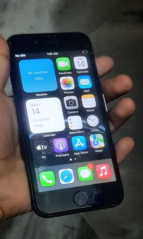 iPhone 8 64gb factory unlock (Exchange Possible) 0