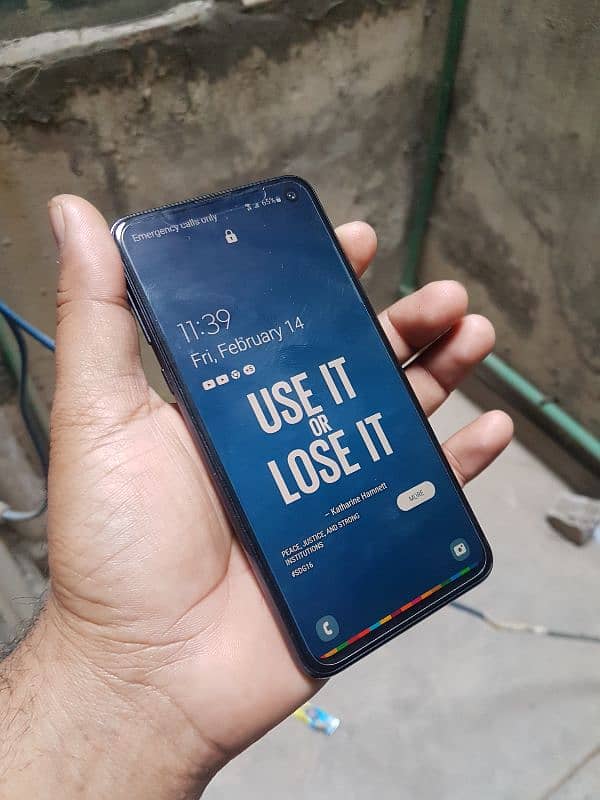 Samsung s10e 6gb 128gb for sale 3