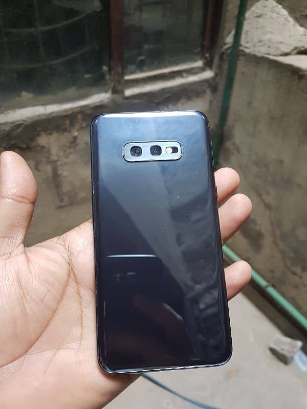 Samsung s10e 6gb 128gb for sale 4