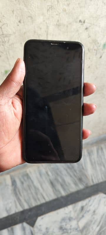 Iphone 11 pro max 256Gb nOn PTA 1