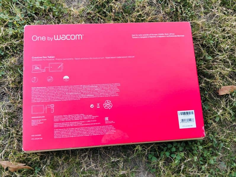 one by wacom, Like new 2